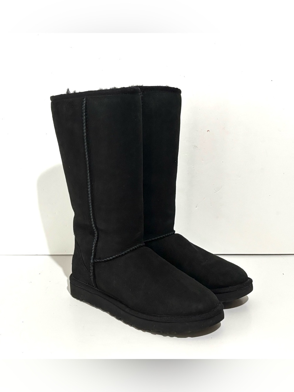 UGG Women's Classic Tall II Boot Black Size 8 Nice Clean Condition